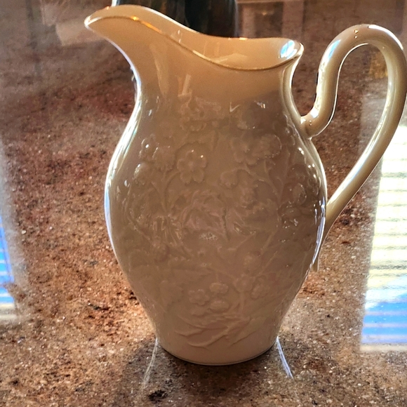 🌟VINTAGE LENOX🌟Pitcher - Picture 4 of 5